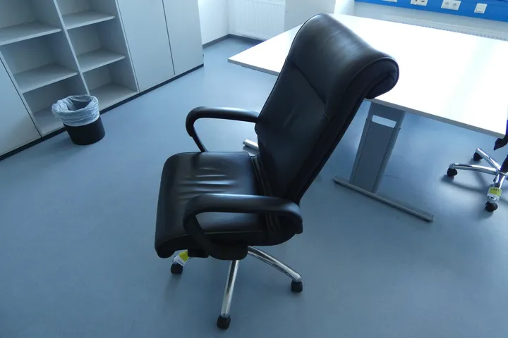 Bürostuhl